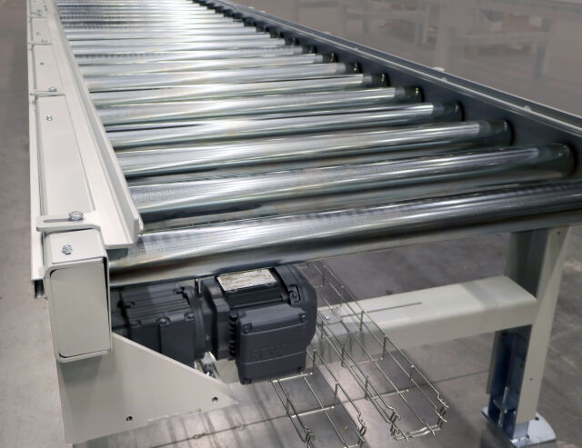 Conveyor-technology-roller-conveyor-1
